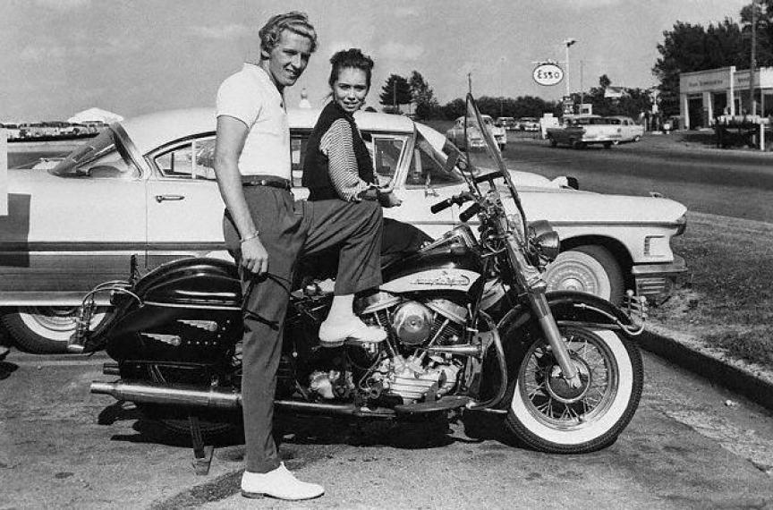 Jerry Lee Lewis, vendeu sua moto Harley-Davidson FLH 1959
