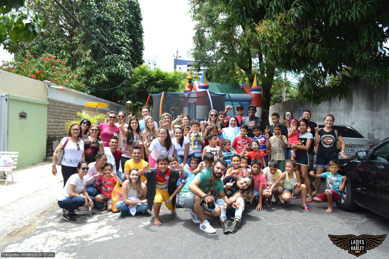 Ladies of Harley Fortaleza realiza ação beneficente para crianças vítimas de violência.