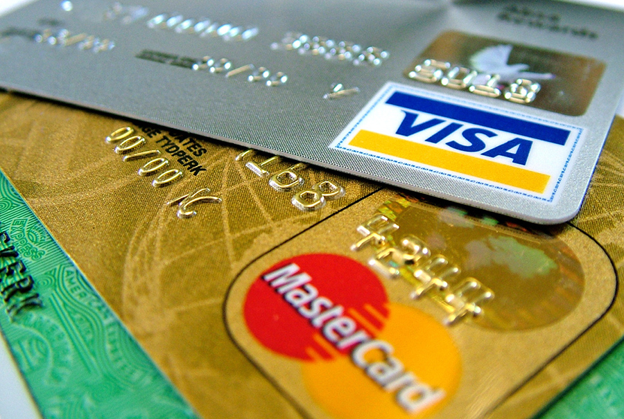 Contran libera pagamento de multas e débitos do veículo através de cartão de crédito